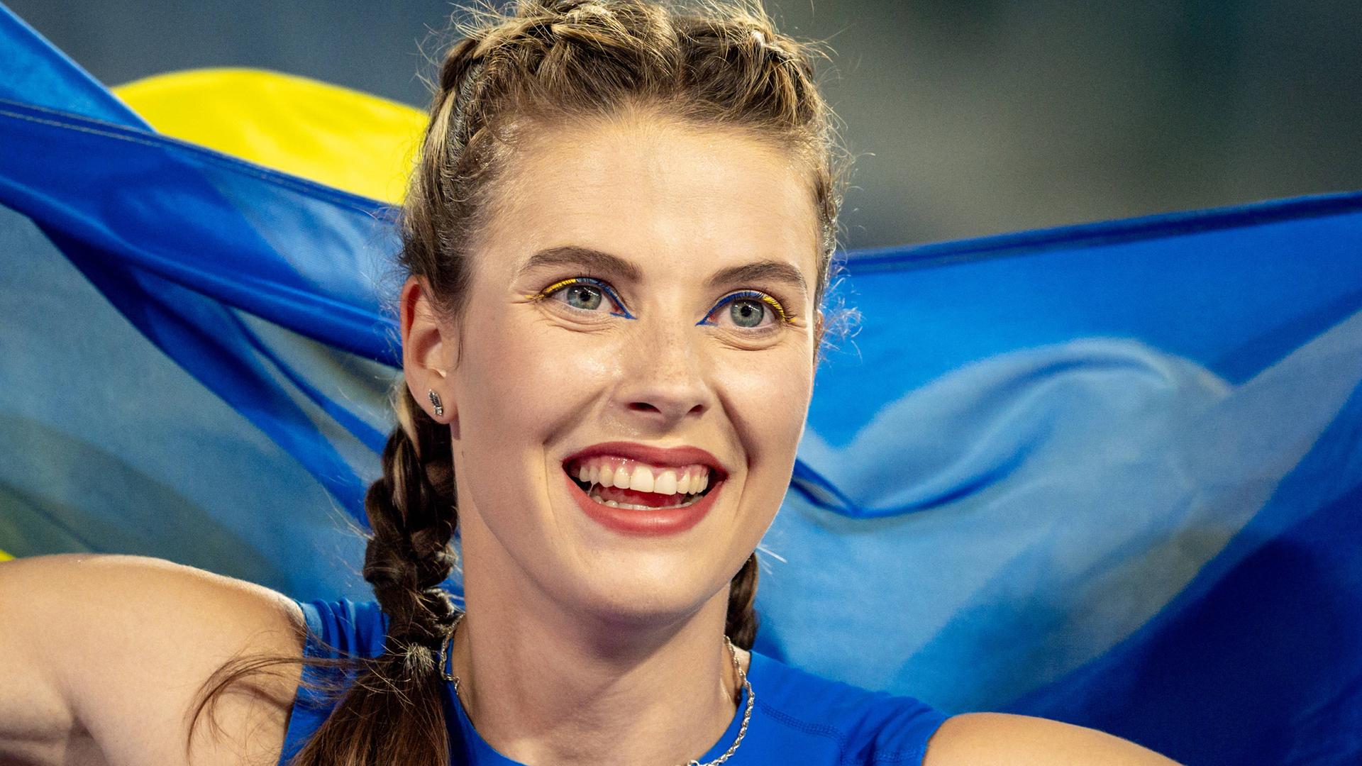 Yaroslava Mahuchikh jubelt.