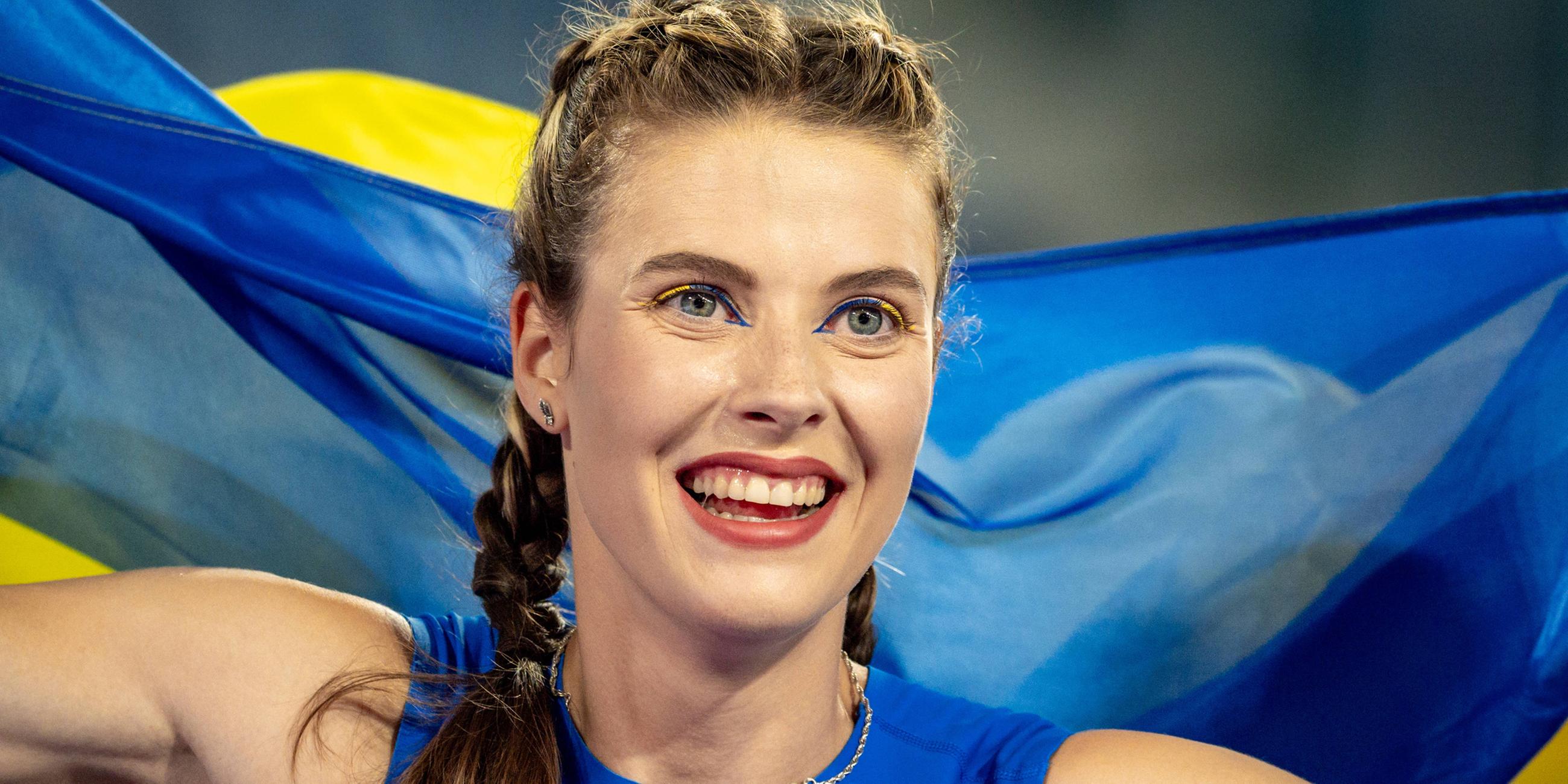 Yaroslava Mahuchikh jubelt.