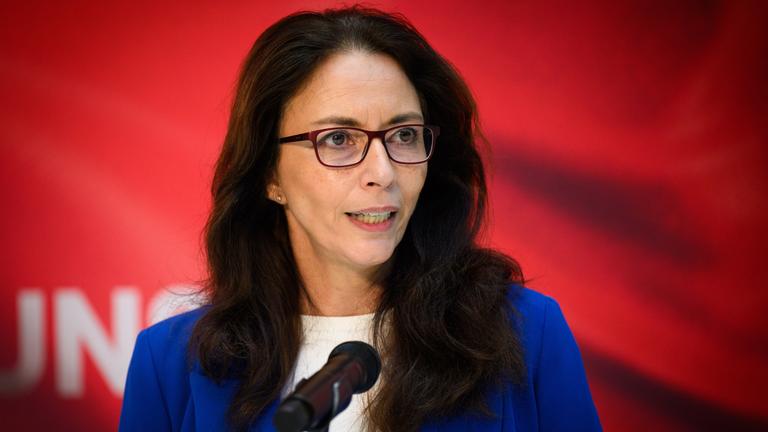  Yasmin Fahimi, Vorsitzende des Deutschen Gewerkschaftsbundes (DGB), spricht bei einer Veranstaltung im Januar 2025.