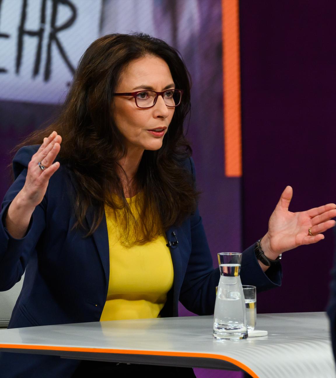 DGB-Chefin Yasmin Fahimi bei Maybrit Illner