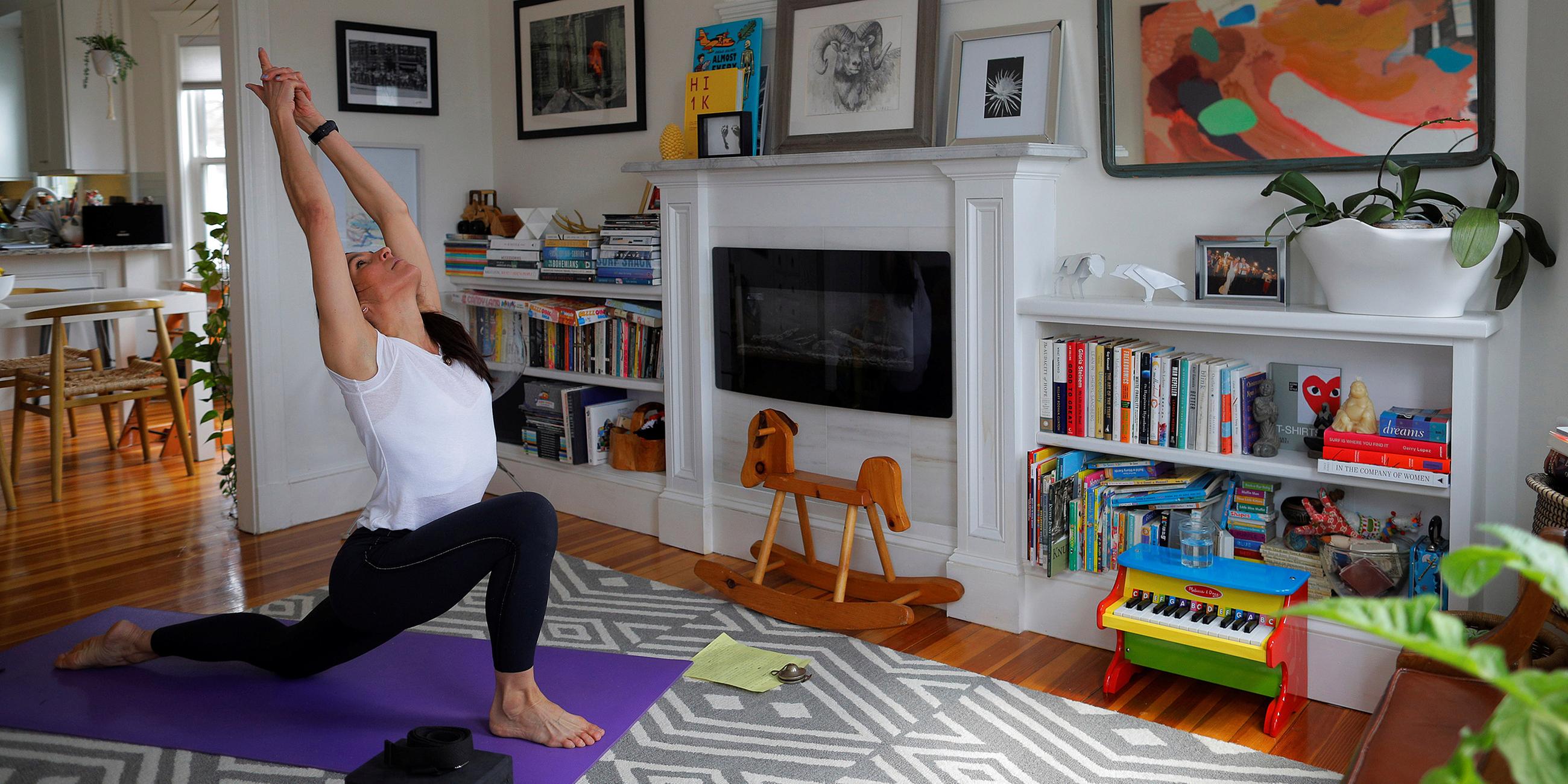 Yogalehrerin Rebecca Pacheco