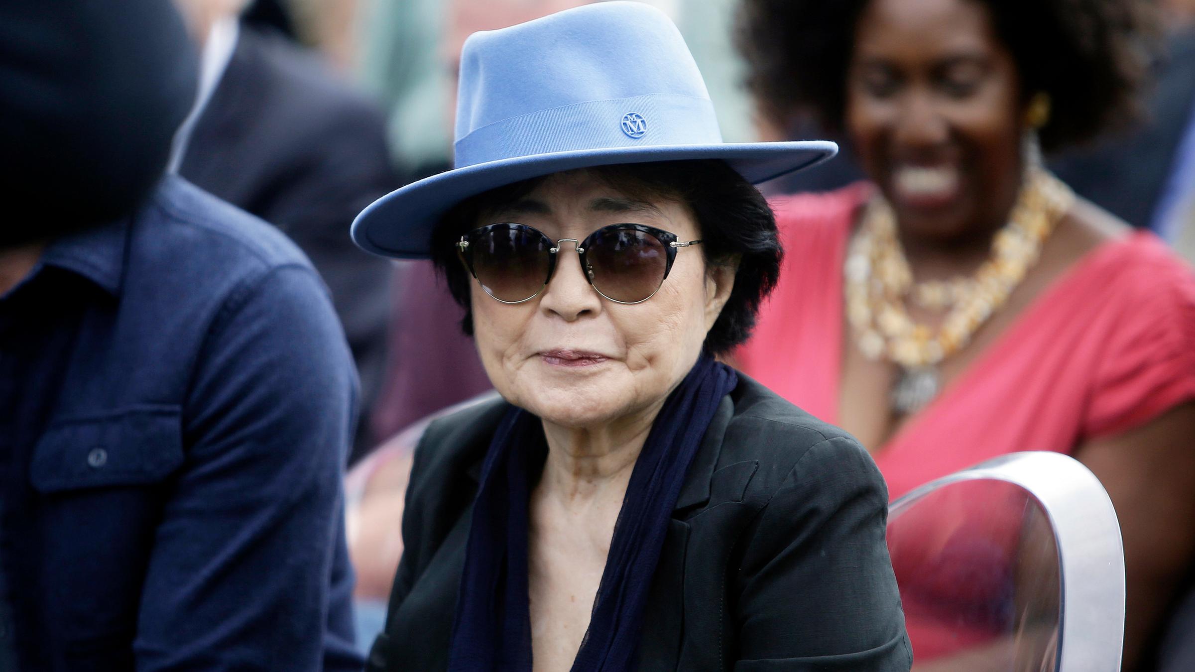 Yoko Ono
