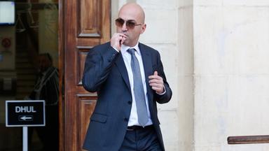  Yorgen Fenech, Geschäftsmann aus Malta, verlässt das Gericht nach einer Befragung im Zusammenhang mit der Bombenexplosion von 2017, bei der die Enthüllungsjournalistin Daphne Caruana Galizia getötet wurde.