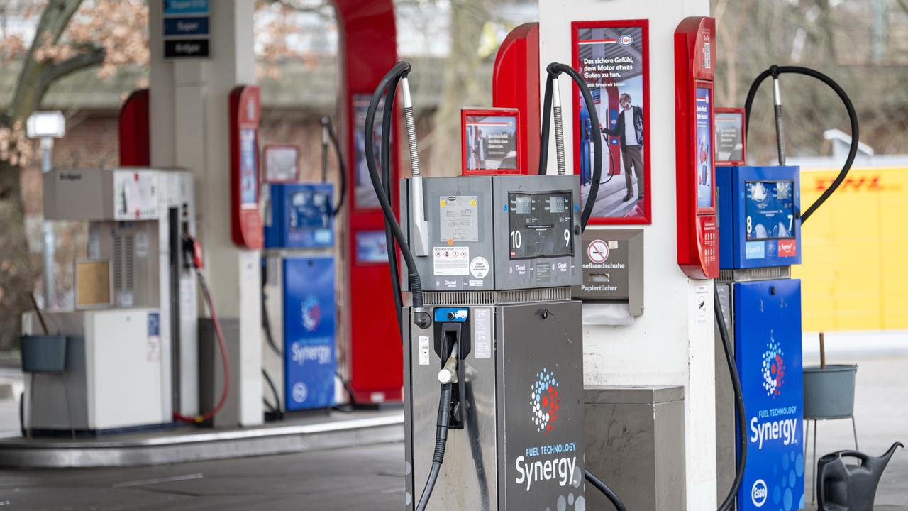 Sales tax: Is the government profiting from high fuel prices?