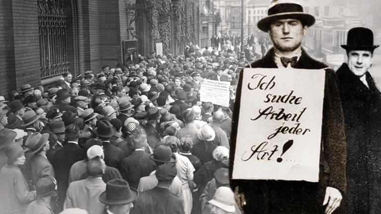 1931, Ein Arbeitsloser in einer Strasse von Berlin mit umgehängten Plakat "Ich suche Arbeit jeder Art!" Im Hintergrund eine Menschenmenge vor der Filiale der Stadtsparkasse.