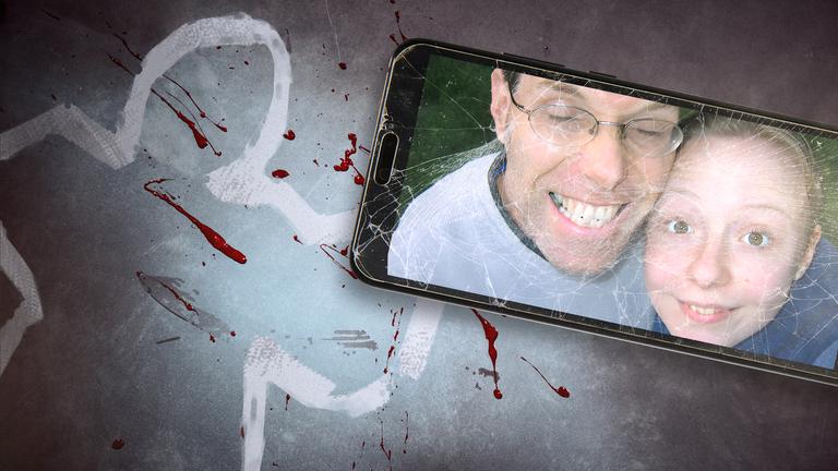 Rechts ein Smartphone mit zerbrochenem Display mit einem Bild des Opfers.