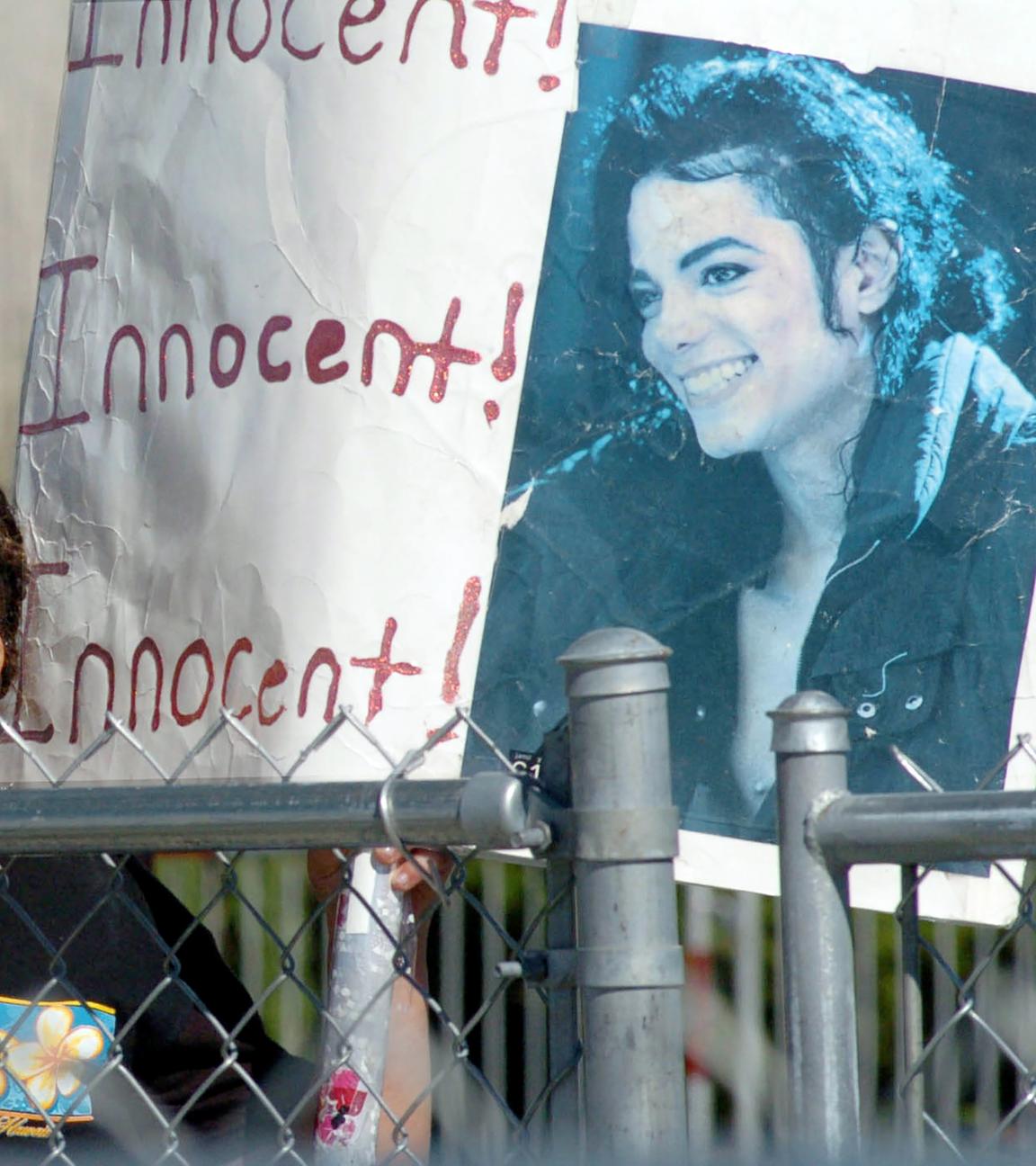 JACKSON TRIAL: Michael Returns to Court