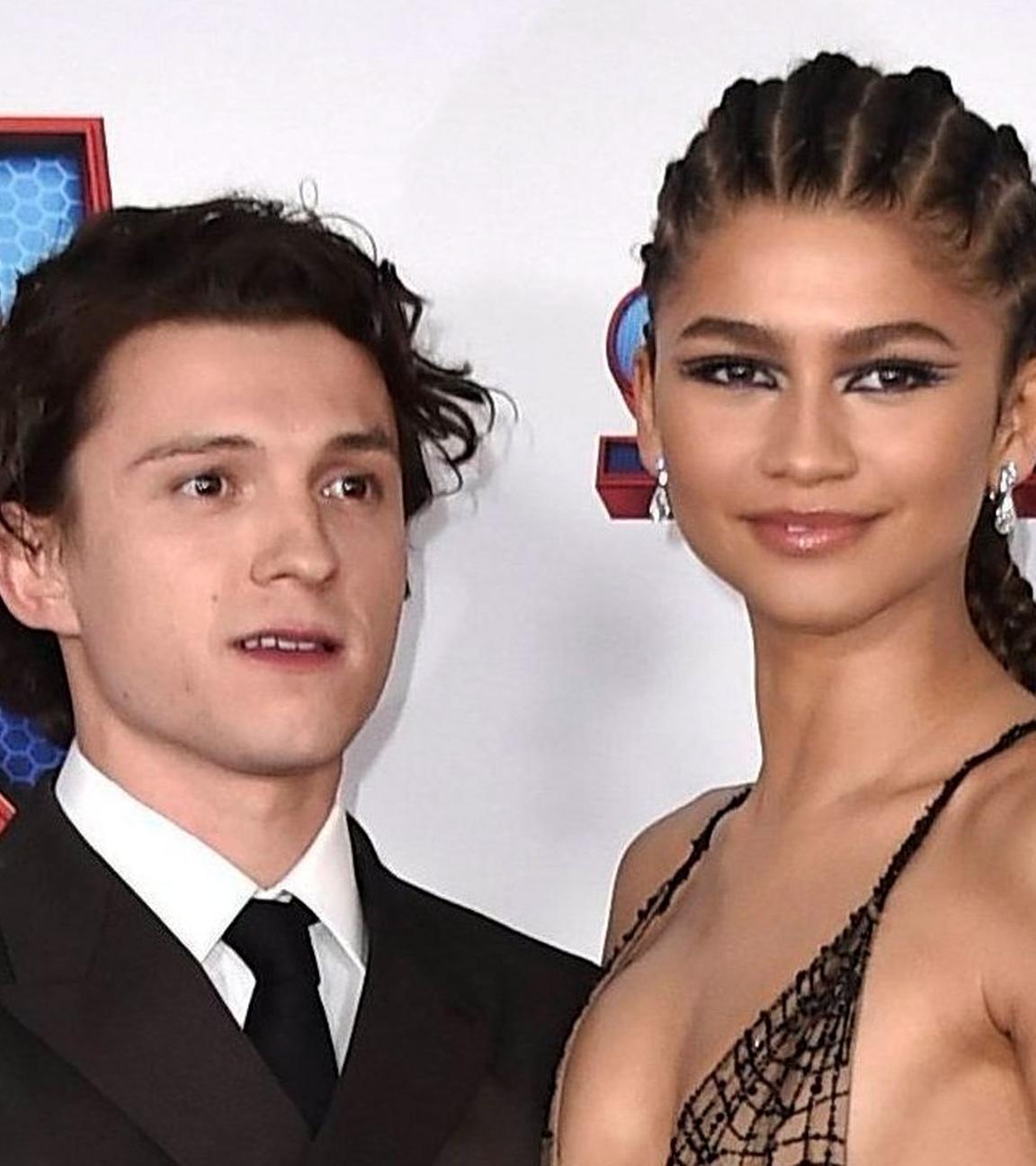 Schauspieler Zendaya und Tom Holland bei einer öffentlichen Veranstaltung. 
