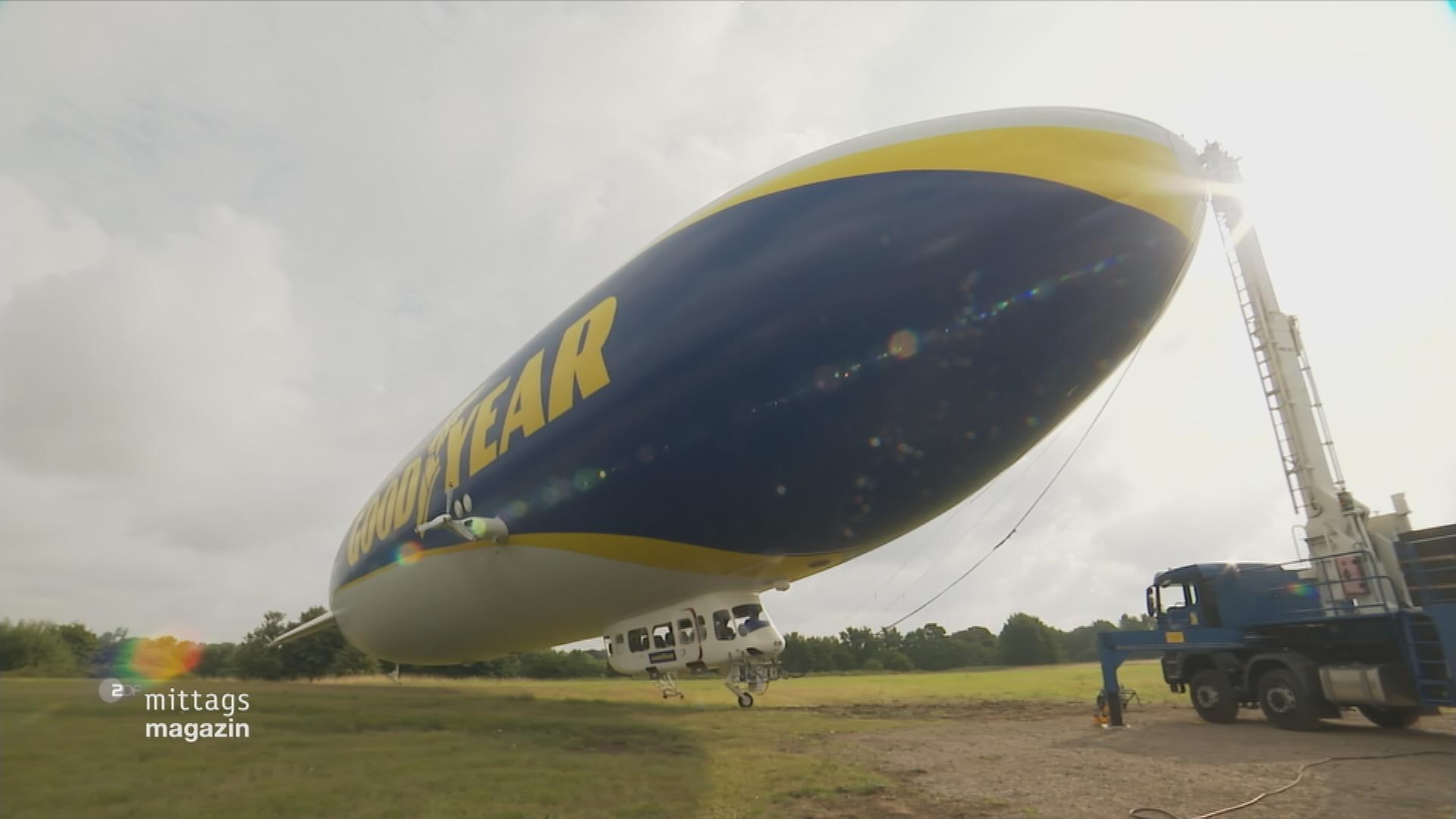 ein großer Zeppelin