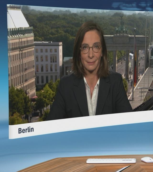 Berlin Korrespondentin Diana Zimmermann im Gespräch mit Moderator Mitri Sirin.