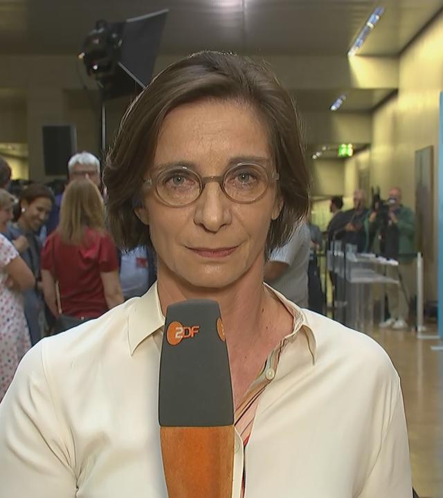 ZDF-Hauptstadtkorrespondentin Diana Zimmermann in Berlin.
