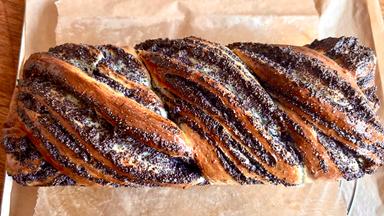 Zitronen-Mohn-Babka