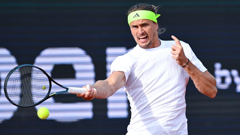 Alexander Zverev schlägt ein Vorhand