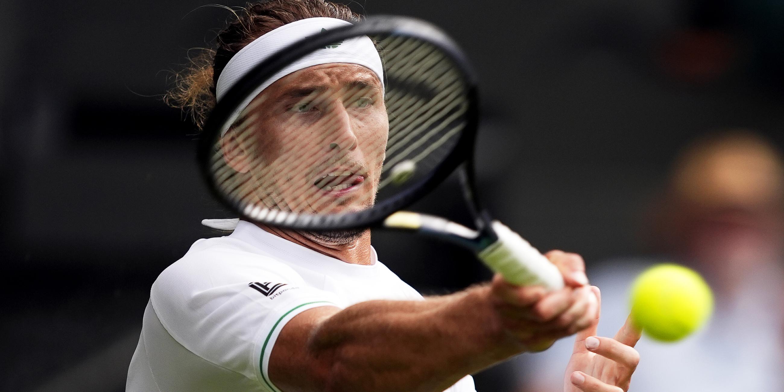 Wimbledon, 1. Runde, Rinderknech (Frankreich) - Zverev (Deutschland): Alexander Zverev spielt eine Vorhand