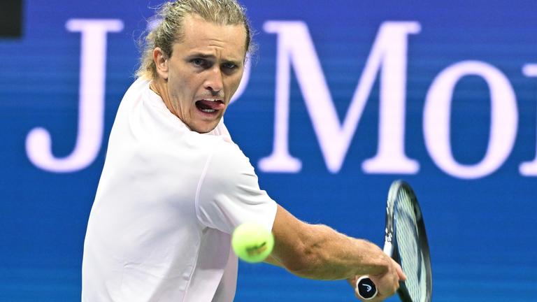 Alexander Zverev beim Einspielen im Arthur Ashe Stadium