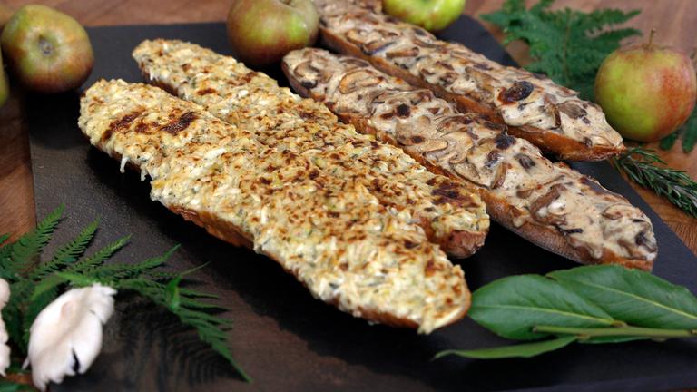 Zweierlei Pizza-Baguette